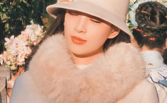 学渣坐在学霸的棒棒上写作业